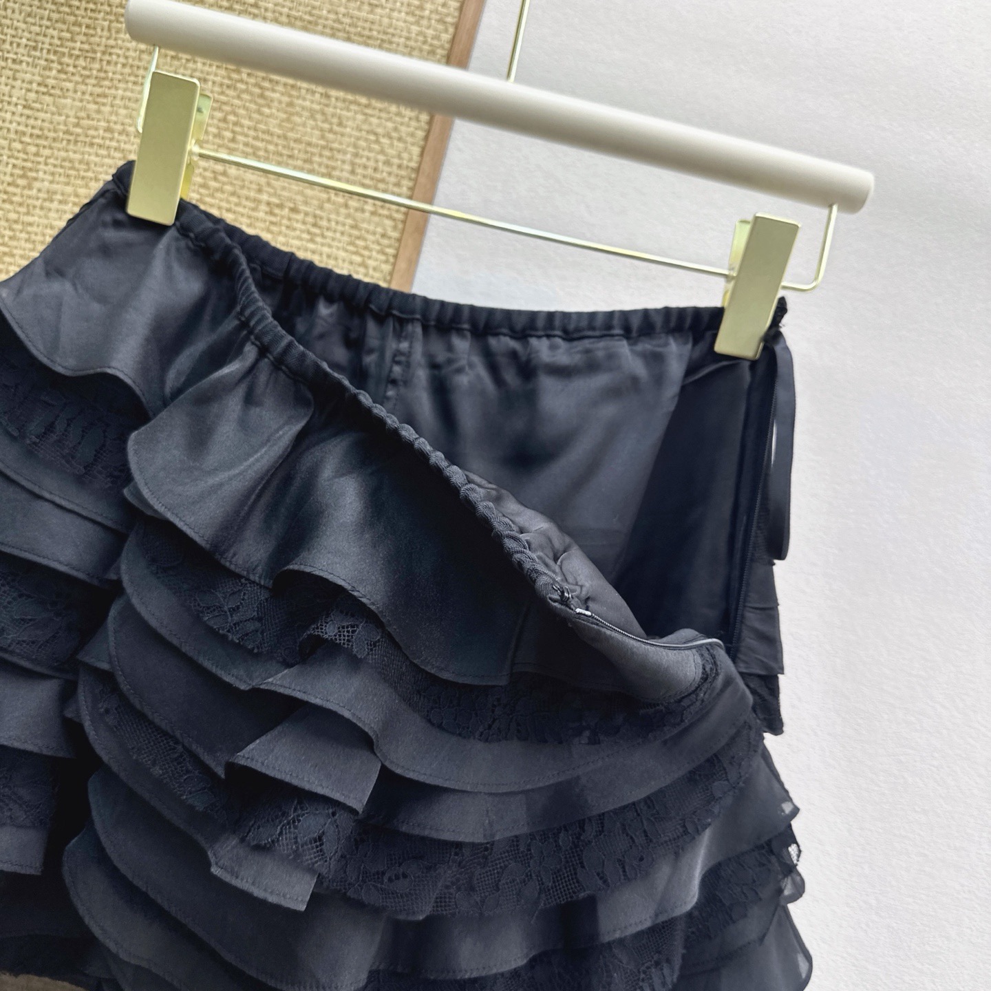 skirts and dresses woman